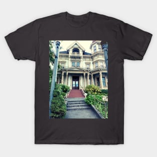 Victorian Antique Building T-Shirt